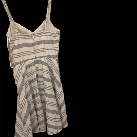 Sundress with pockets Sz. small - Picture 4 of 6